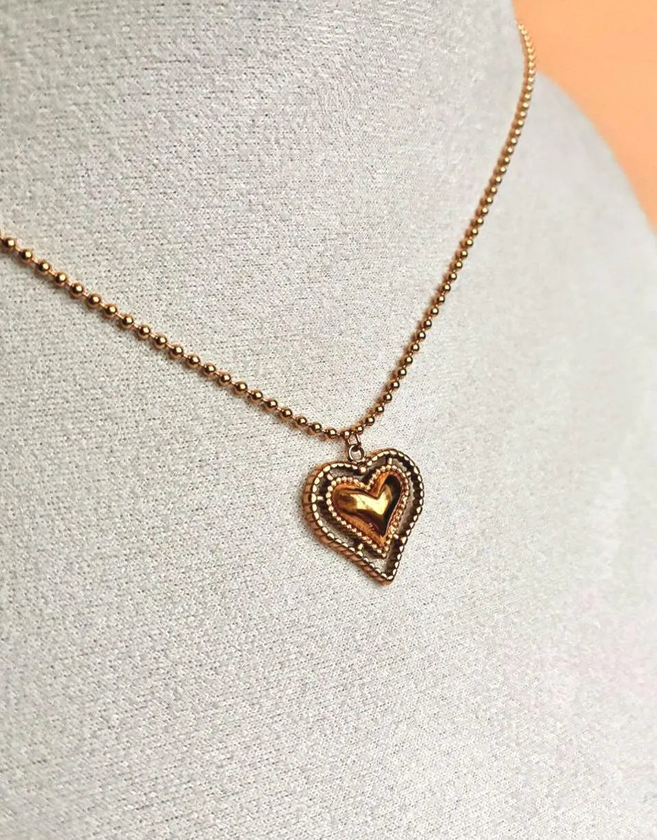 Crush attraction necklace